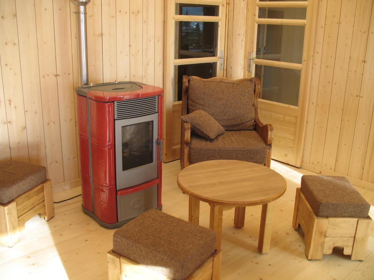 Les Loges Du Jura 4 Etoiles Appartement Nanchez Buitenkant foto
